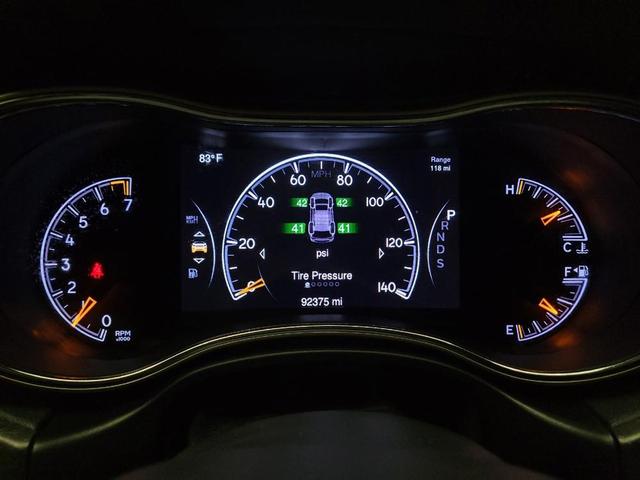 Photo of 2015 Bright White Clearcoat Jeep Grand Cherokee
