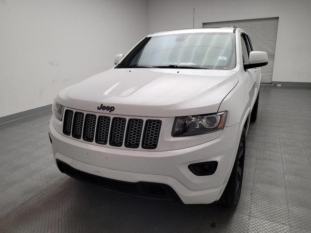 Photo of 2015 Bright White Clearcoat Jeep Grand Cherokee