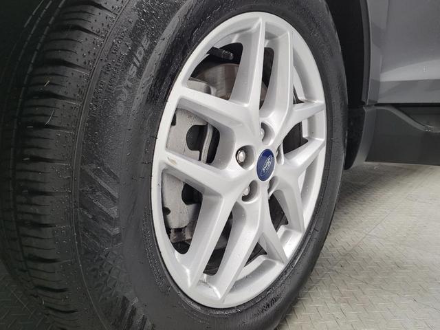 Photo of 2022 Carbonized Gray Metallic Ford Edge
