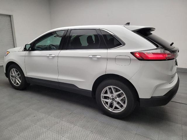 Photo of 2024 White Ford Edge