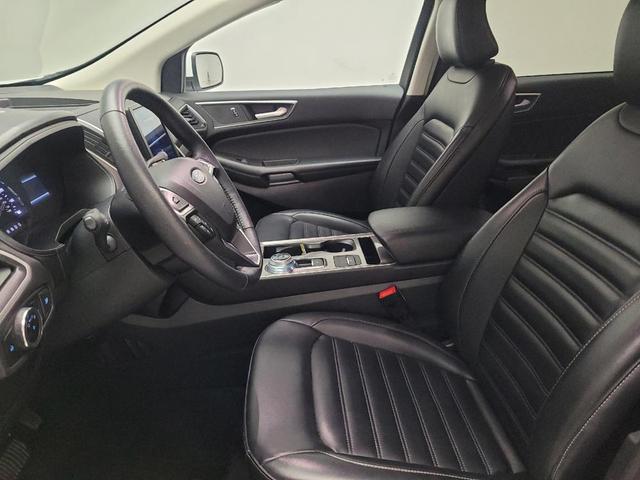 Photo of 2024 White Ford Edge