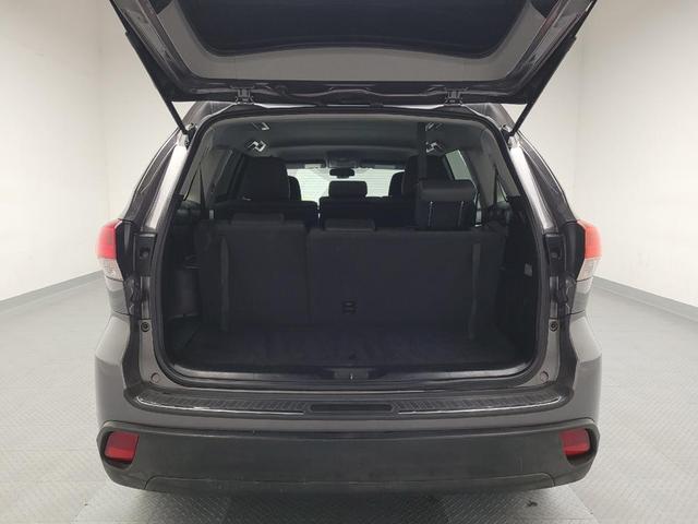 Photo of 2018 Predawn Gray Mica Toyota Highlander