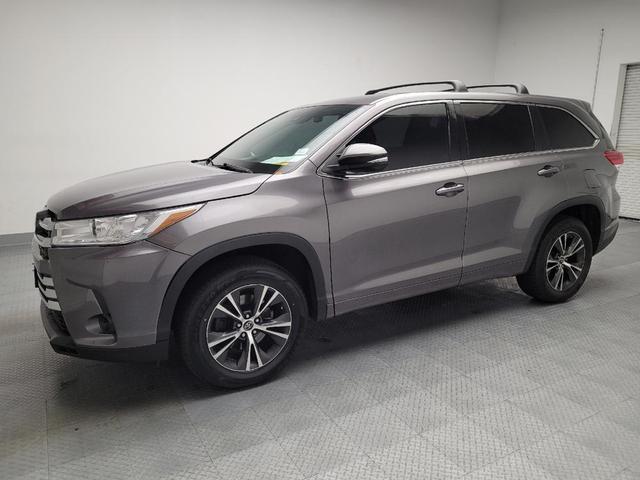 Photo of 2018 Predawn Gray Mica Toyota Highlander