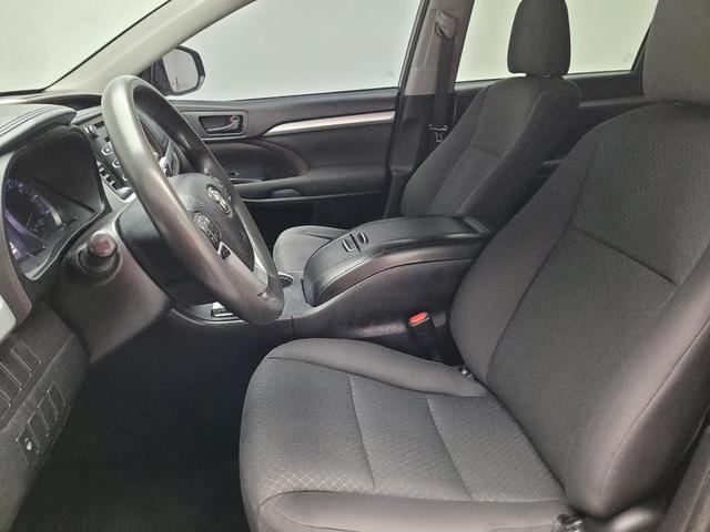 Photo of 2018 Predawn Gray Mica Toyota Highlander