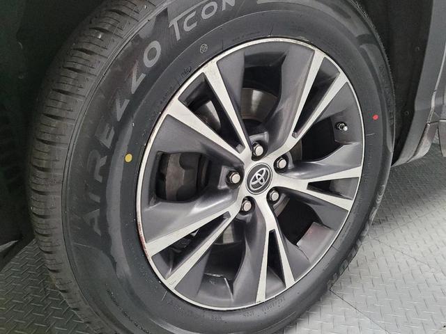 Photo of 2018 Predawn Gray Mica Toyota Highlander