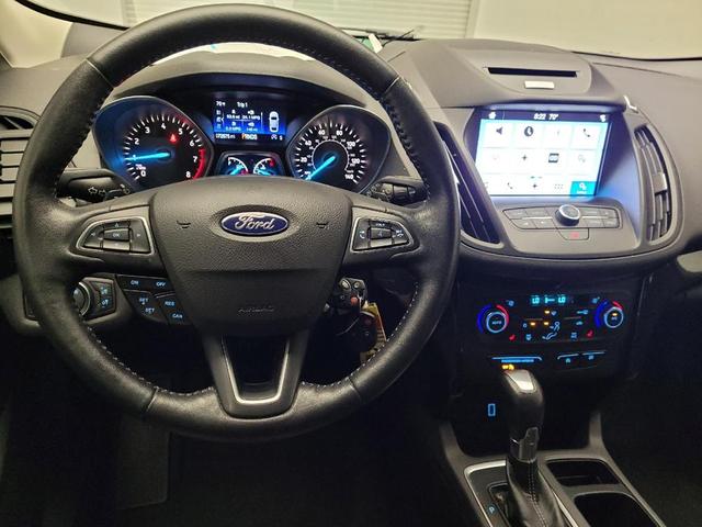 Photo of 2017 Red Ford Escape