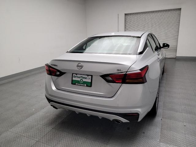Photo of 2023 Super Black Nissan Altima