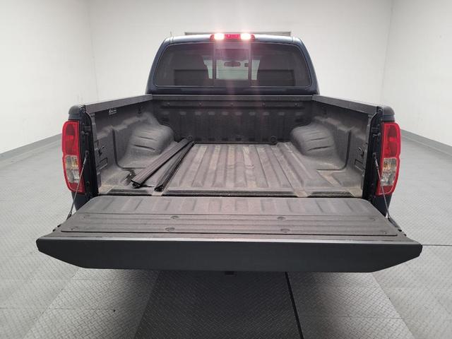 Photo of 2015 Arctic Blue Metallic Nissan Frontier