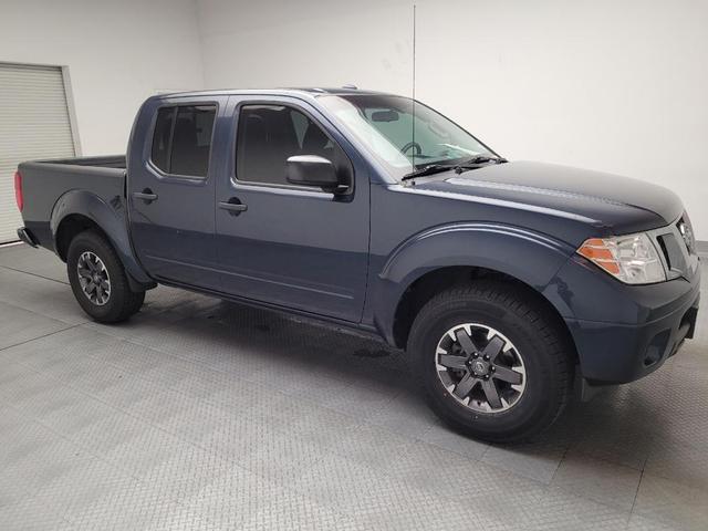 Photo of 2015 Arctic Blue Metallic Nissan Frontier
