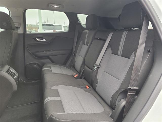 Photo of 2025 Summit White Chevrolet Blazer