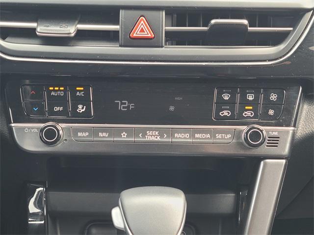 Photo of 2024 Gravity Gray Kia Seltos