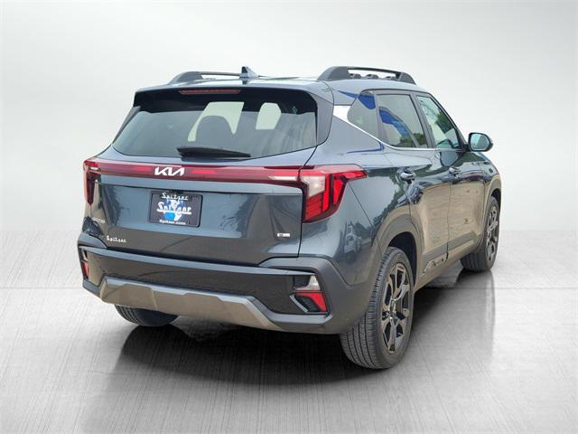 Photo of 2024 Gravity Gray Kia Seltos