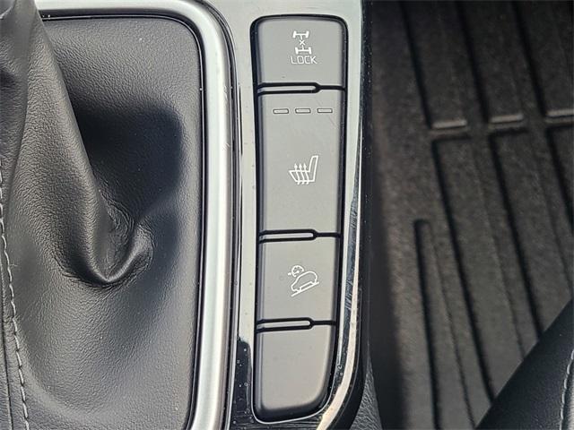Photo of 2024 Gravity Gray Kia Seltos