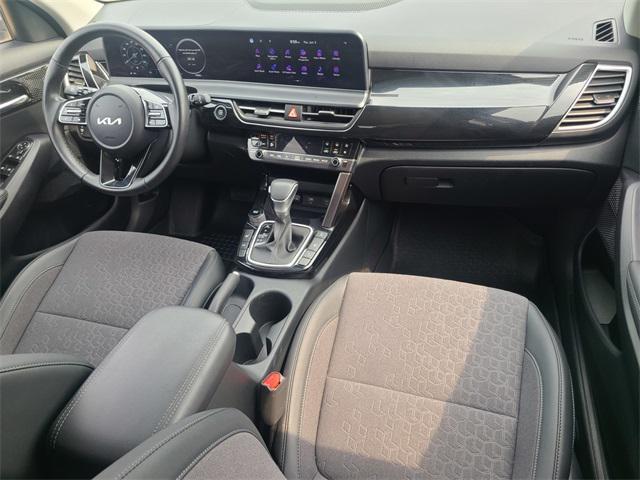 Photo of 2024 Gravity Gray Kia Seltos