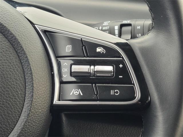 Photo of 2024 Gravity Gray Kia Seltos