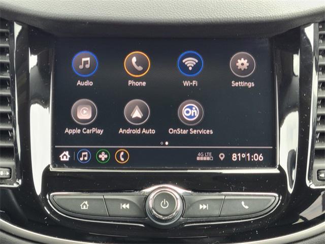 Photo of 2022 Iridescent Pearl Tricoat Chevrolet Trax