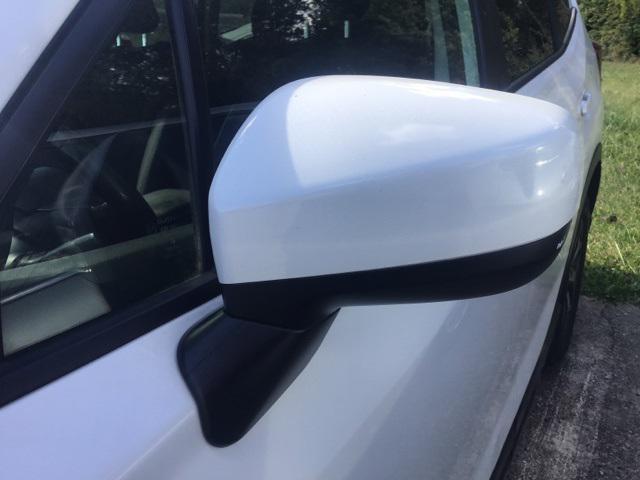 Photo of 2020 Crystal White Pearl Subaru Forester