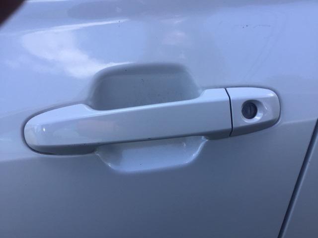 Photo of 2020 Crystal White Pearl Subaru Forester