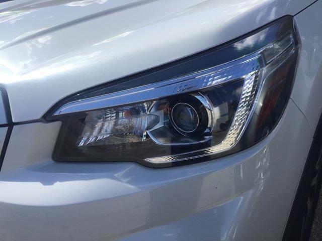 Photo of 2020 Crystal White Pearl Subaru Forester
