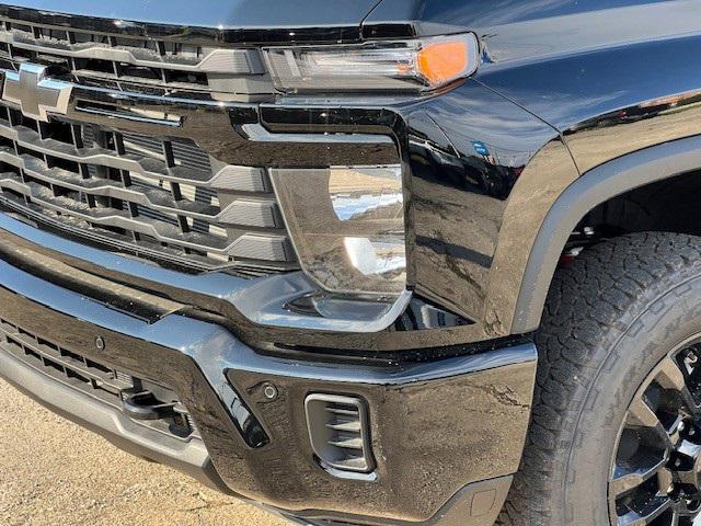 Photo of 2025 Black Chevrolet Silverado 2500