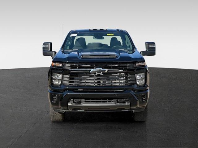 Photo of 2025 Black Chevrolet Silverado 2500