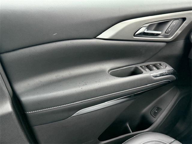 Photo of 2025 Sterling Gray Metallic Chevrolet Traverse