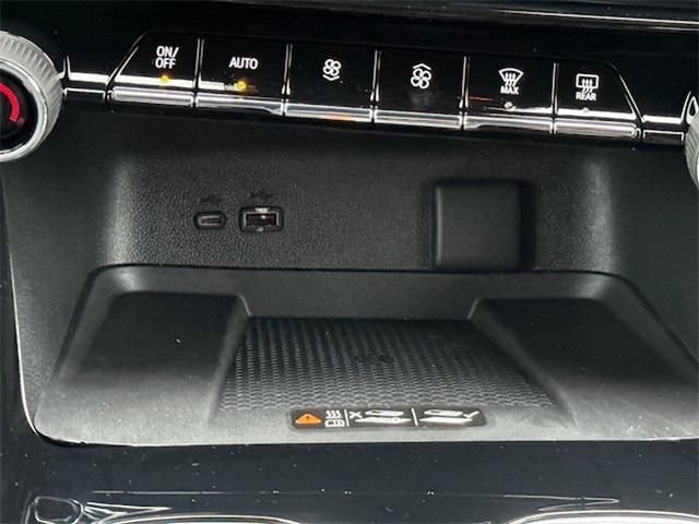Photo of 2025 Sterling Gray Metallic Chevrolet Traverse