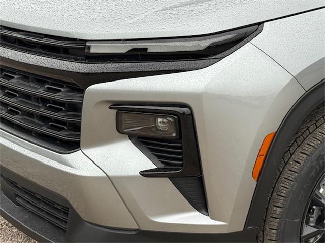 Photo of 2025 Sterling Gray Metallic Chevrolet Traverse