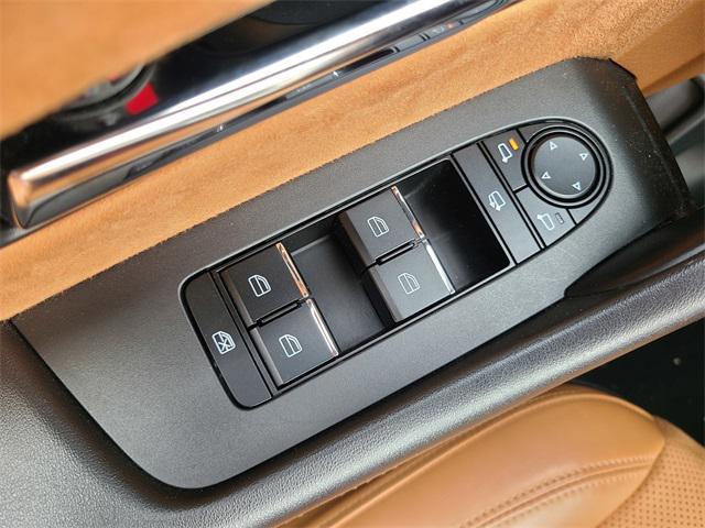 Photo of 2024 Jet Black Mica Mazda CX-90