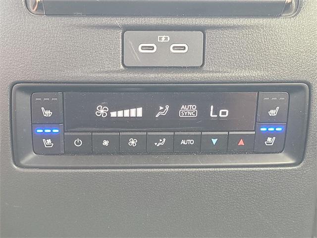 Photo of 2024 Jet Black Mica Mazda CX-90