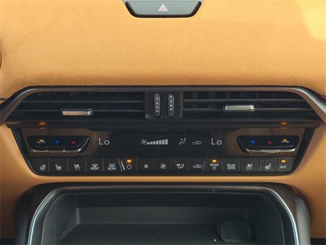 Photo of 2024 Jet Black Mica Mazda CX-90