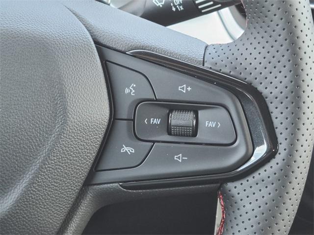 Photo of 2025 Summit White Chevrolet Trax