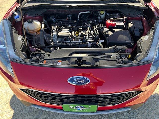 Photo of 2022 Red Metallic Ford Escape
