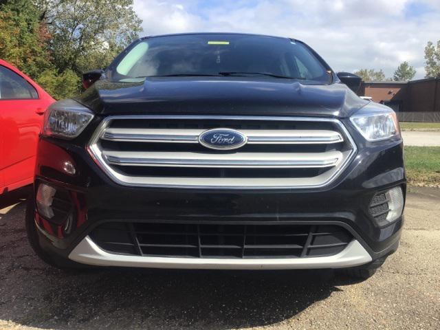 Photo of 2019 Black Ford Escape