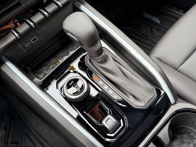 Photo of 2026 Summit White Chevrolet Colorado