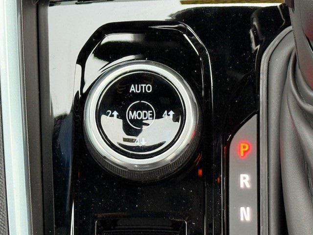 Photo of 2026 Summit White Chevrolet Colorado