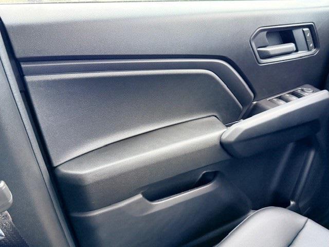 Photo of 2026 Summit White Chevrolet Colorado