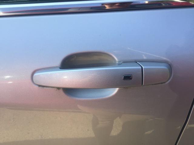 Photo of 2020 Silver Ice Metallic Chevrolet Equinox