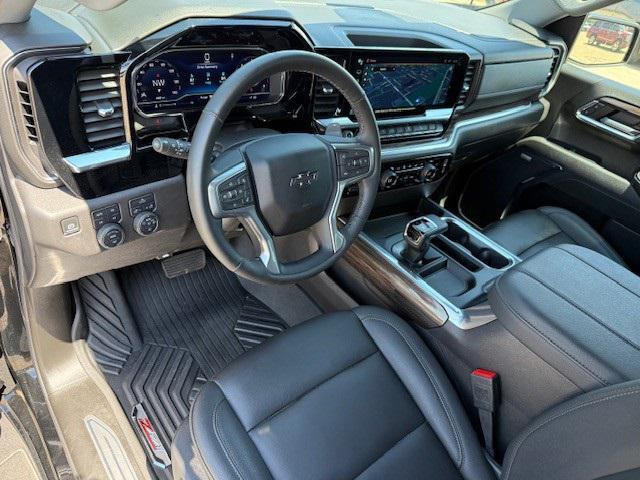 Photo of 2025 Black Chevrolet Silverado 1500