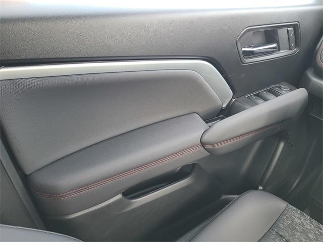 Photo of 2025 Black Chevrolet Colorado