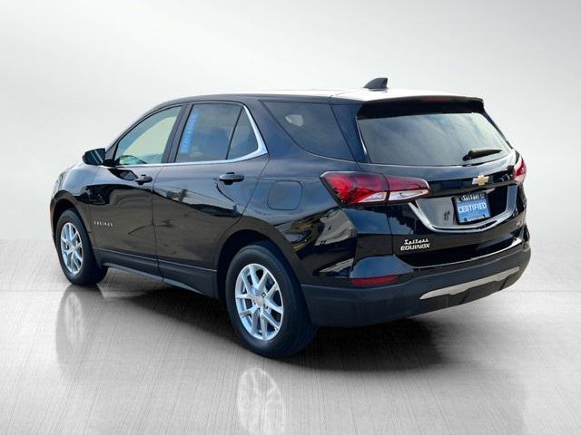 Photo of 2022 Mosaic Black Metallic Chevrolet Equinox