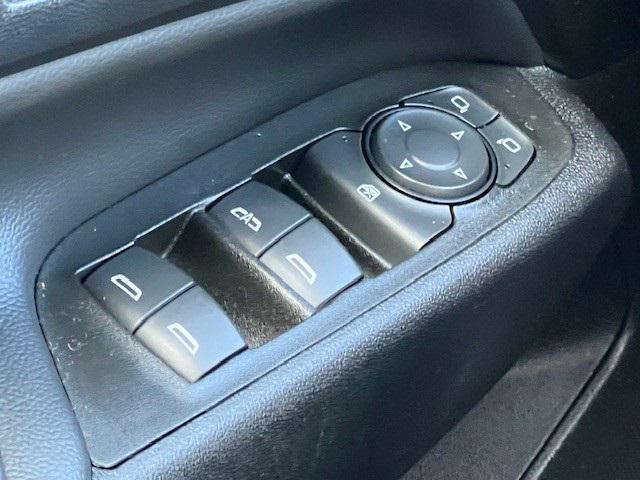 Photo of 2022 Mosaic Black Metallic Chevrolet Equinox