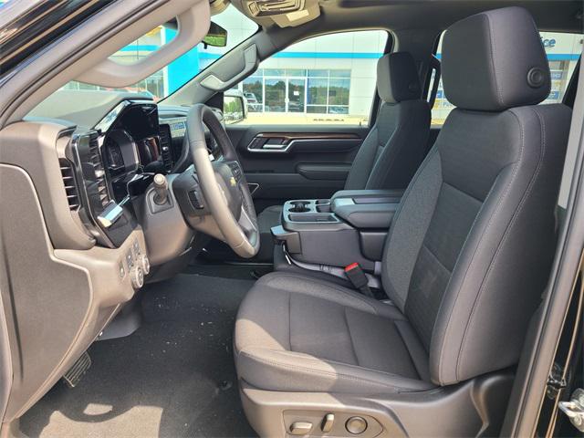 Photo of 2025 Black Chevrolet Silverado 1500