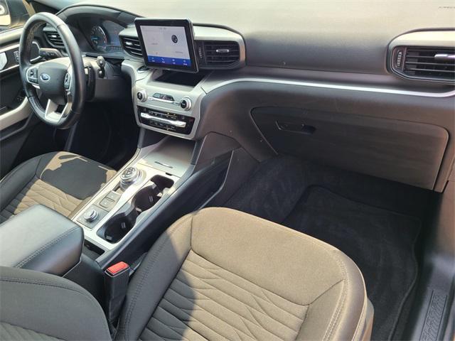 Photo of 2021 CARBONIZED GRAY METALLIC Ford Explorer