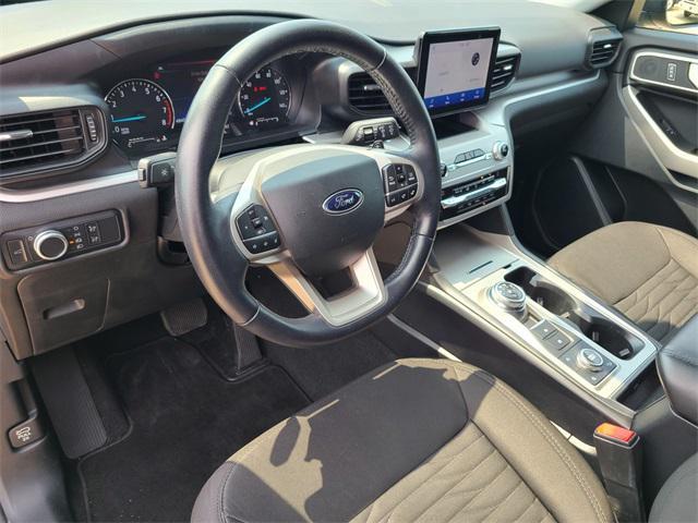 Photo of 2021 CARBONIZED GRAY METALLIC Ford Explorer