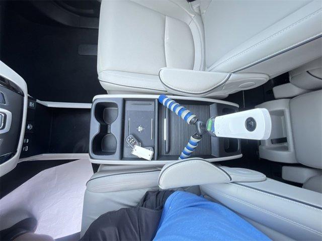 Photo of 2025 Maroon Honda Odyssey