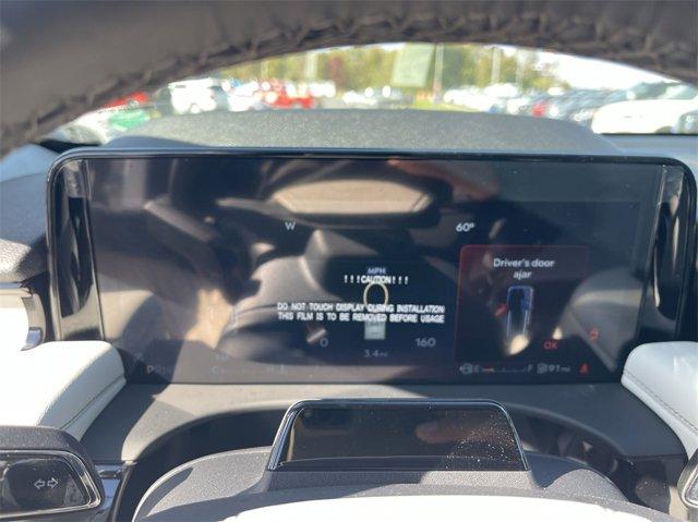 Photo of 2025 Pristine White Metallic Tri-Coat Lincoln Aviator