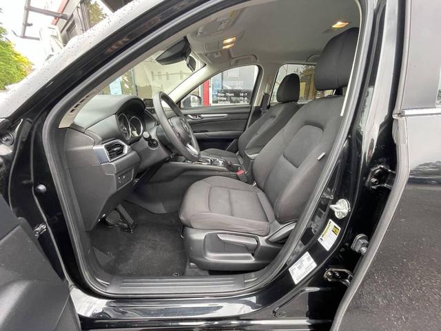 Photo of 2017 Jet Black Mica Mazda CX-5