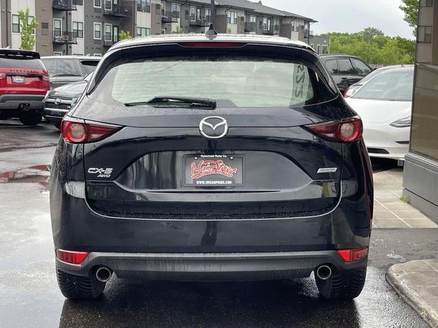 Photo of 2017 Jet Black Mica Mazda CX-5