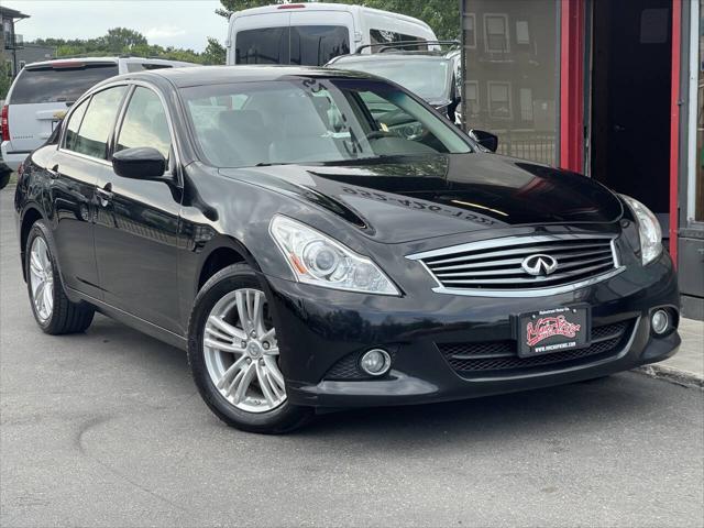 Photo of 2012 Black INFINITI G37x